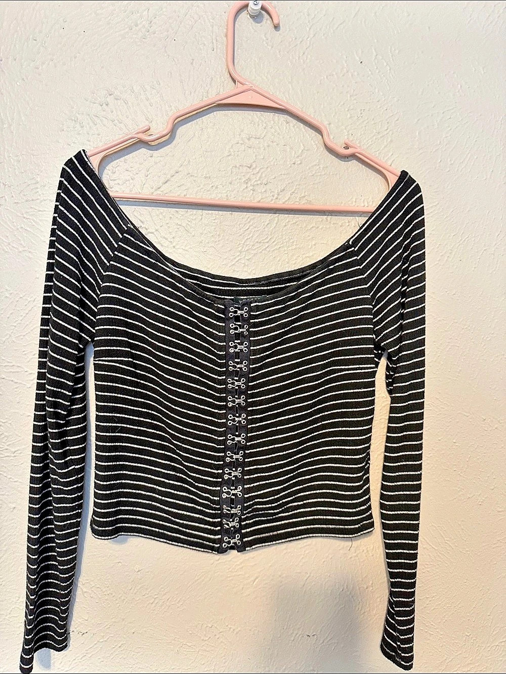Wild Fable Striped Long Sleeve Top in Black & White XL
